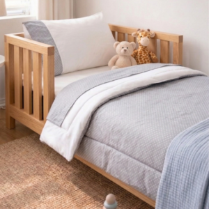 Set de Sábanas Transición + Cobertor Infantil 300 Hilos - 100% Algodón - Diseño Puntitos